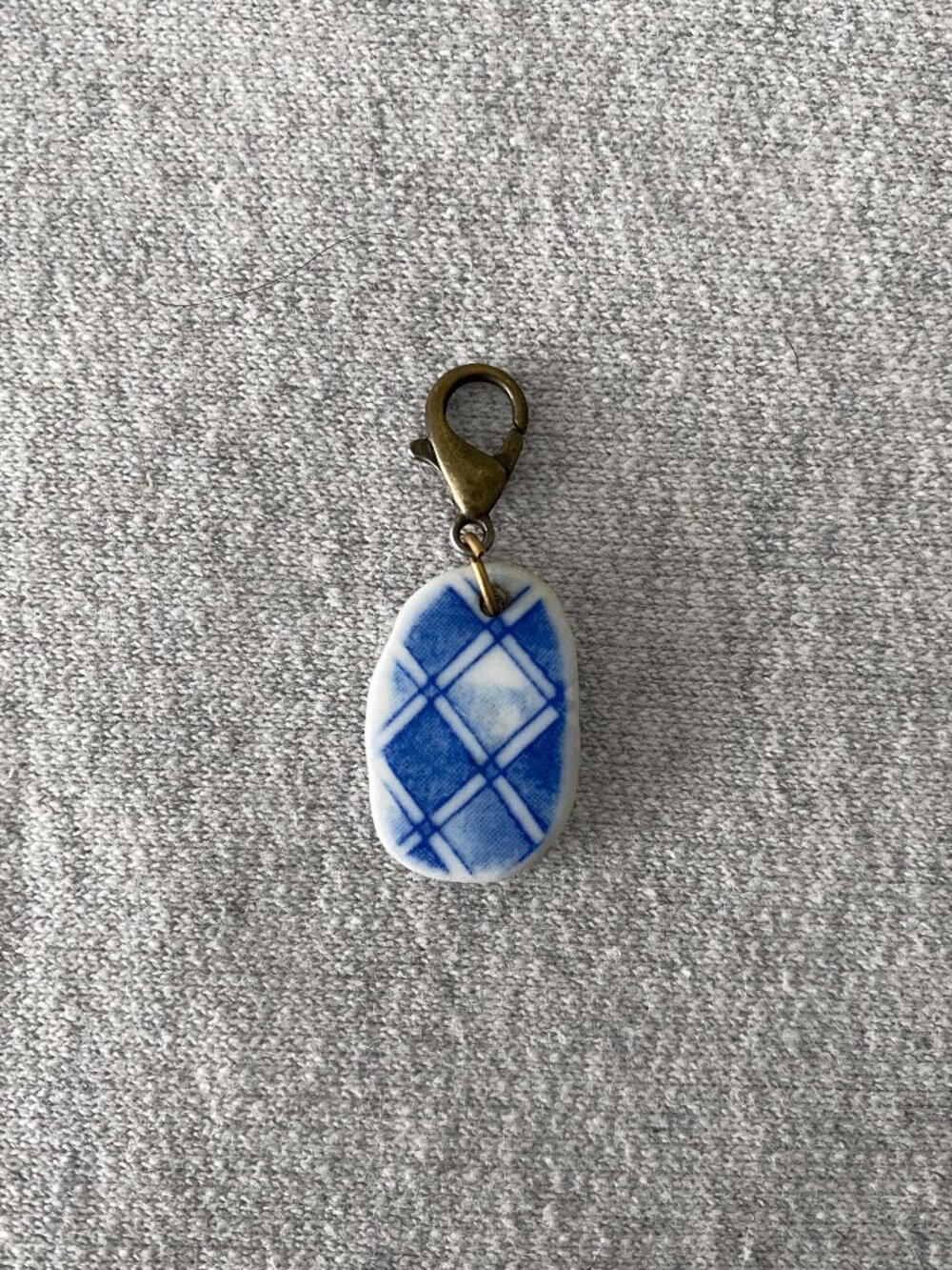 NWOT Handmade Broken Porcelain Reclaimed Knitting Stitch Marker